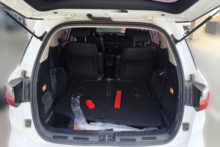 Used BYD Song MAX 2019 1.5T Automatic Smart Connect ZhiLian RuiDong 6-Seater China V Standard Trunk