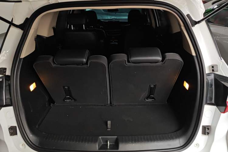 Used BYD Song MAX 2019 1.5T Automatic Smart Connect Ruiyi Sunroof Version 6 Seats China VI Standard Trunk