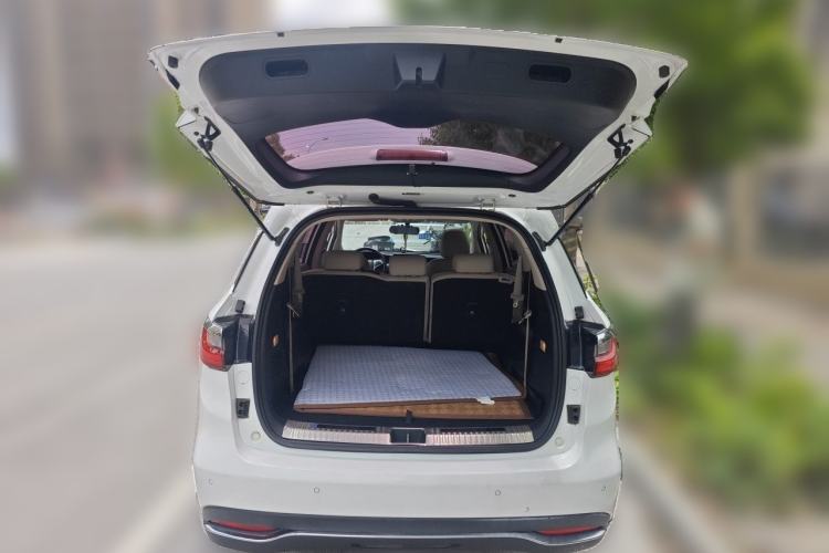 Used BYD Song MAX 2019 1.5T Automatic Smart Connect Ruiyi Model 7 Seats China V Emission Standard Trunk