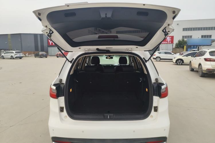 Used BYD Song MAX 2019 1.5T Automatic Smart Connect Ruiyi Model 7 Seats China V Emission Standard Trunk