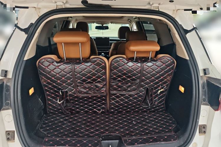 Used BYD Song MAX 2019 1.5T Automatic Smart Connect ZhiLian RuiDong 6-Seater China V Standard Trunk