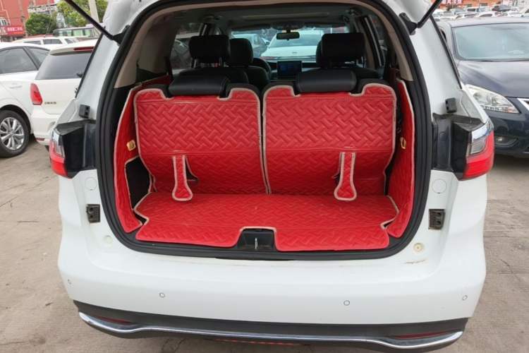 Used BYD Song MAX 2019 1.5T Automatic Smart Connect Ruiyi Sunroof Version 6 Seats China VI Standard Trunk