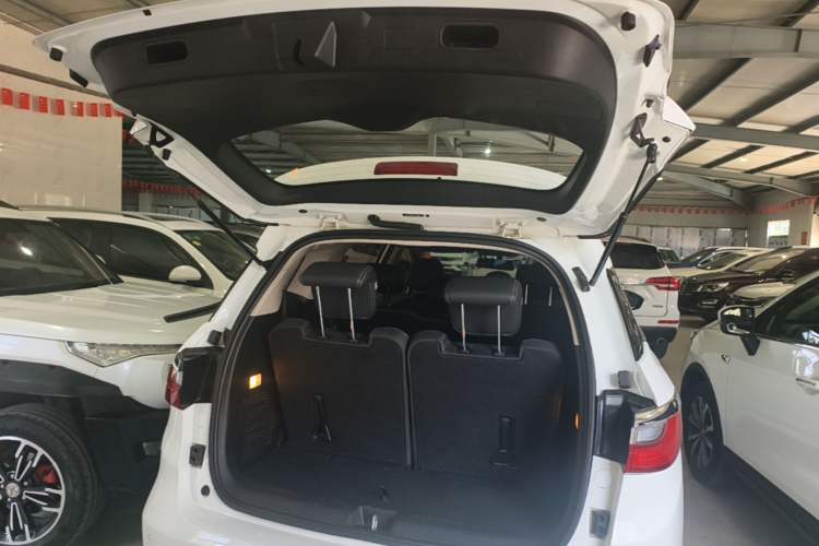 Used BYD Song MAX 2019 1.5T Automatic Smart Connect Ruiyi Sunroof Model 7 Seats China VI Standard Trunk