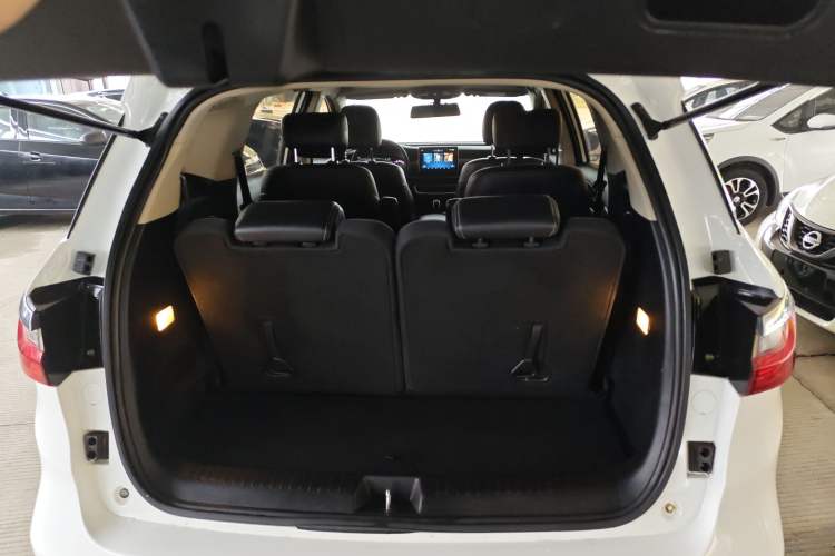 Used BYD Song MAX 2019 1.5T Automatic Smart Connect Ruiyi Sunroof Version 6 Seats China VI Standard Trunk