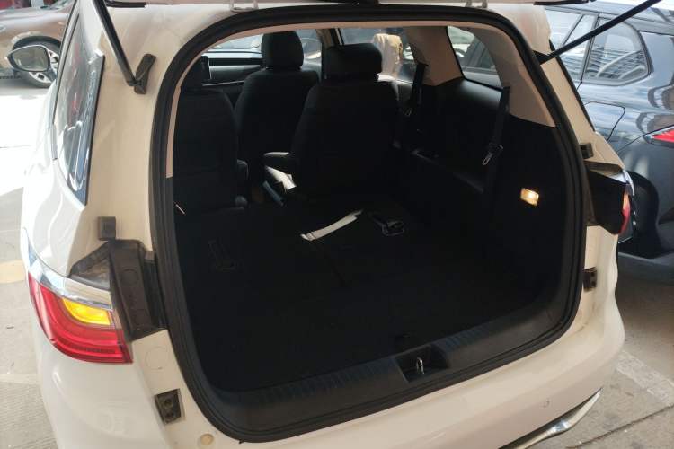Used BYD Song MAX 2019 1.5T Automatic Smart Connect Ruiyi Sunroof Version 6 Seats China VI Standard Trunk