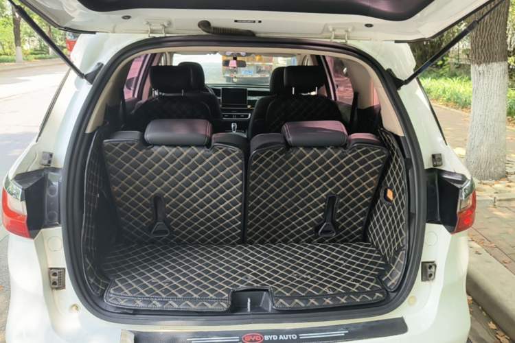 Used BYD Song MAX 2019 1.5T Automatic Smart Connect Ruiyi Sunroof Version 6 Seats China VI Standard Trunk