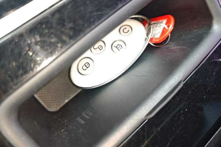 Used BYD Song MAX 2019 1.5T Automatic Smart Connect Ruiyi Sunroof Model 7 Seats China VI Standard Vehicle Key