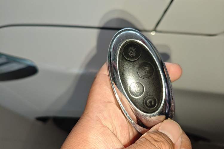 Used BYD Song MAX 2019 1.5T Automatic Smart Connect ZhiLian RuiDong Model 7 Seats China V Emission Standard Vehicle Key