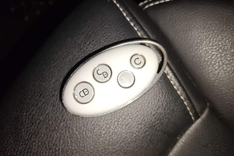 Used BYD Song MAX 2019 1.5T Automatic Smart Connect Prestige 7-Seater China V Standard Vehicle Key