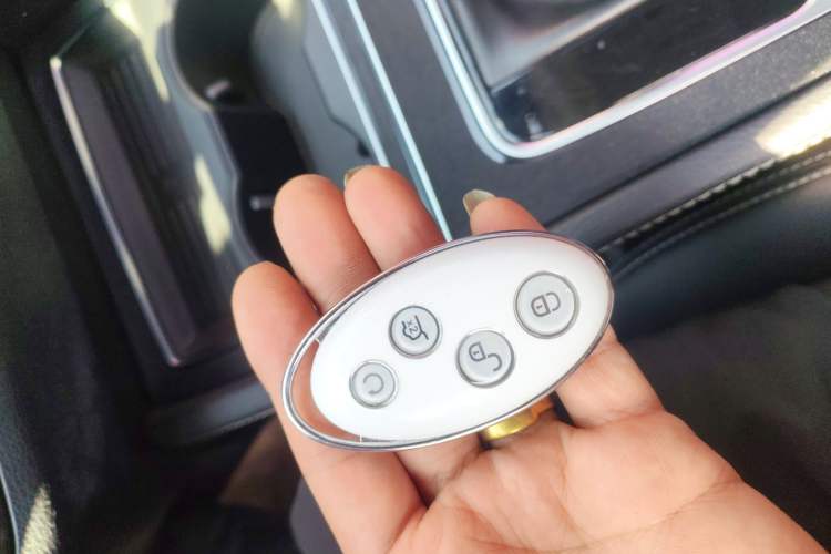 Used BYD Song MAX 2019 1.5T Automatic Smart Connect Ruiyi Sunroof Version 6 Seats China VI Standard Vehicle Key