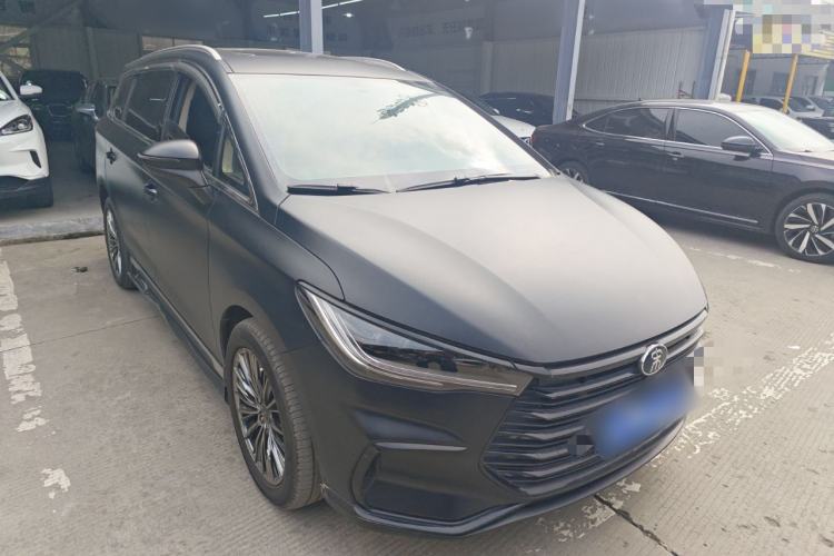 Used BYD Song MAX 2021 Upgraded Model 1.5T Automatic Luxury 6-Seater Front Right 45 Deg