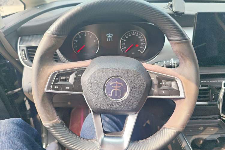 Used BYD Song MAX 2021 Upgraded Model 1.5T Automatic Luxury 6-Seater Steering Wheel