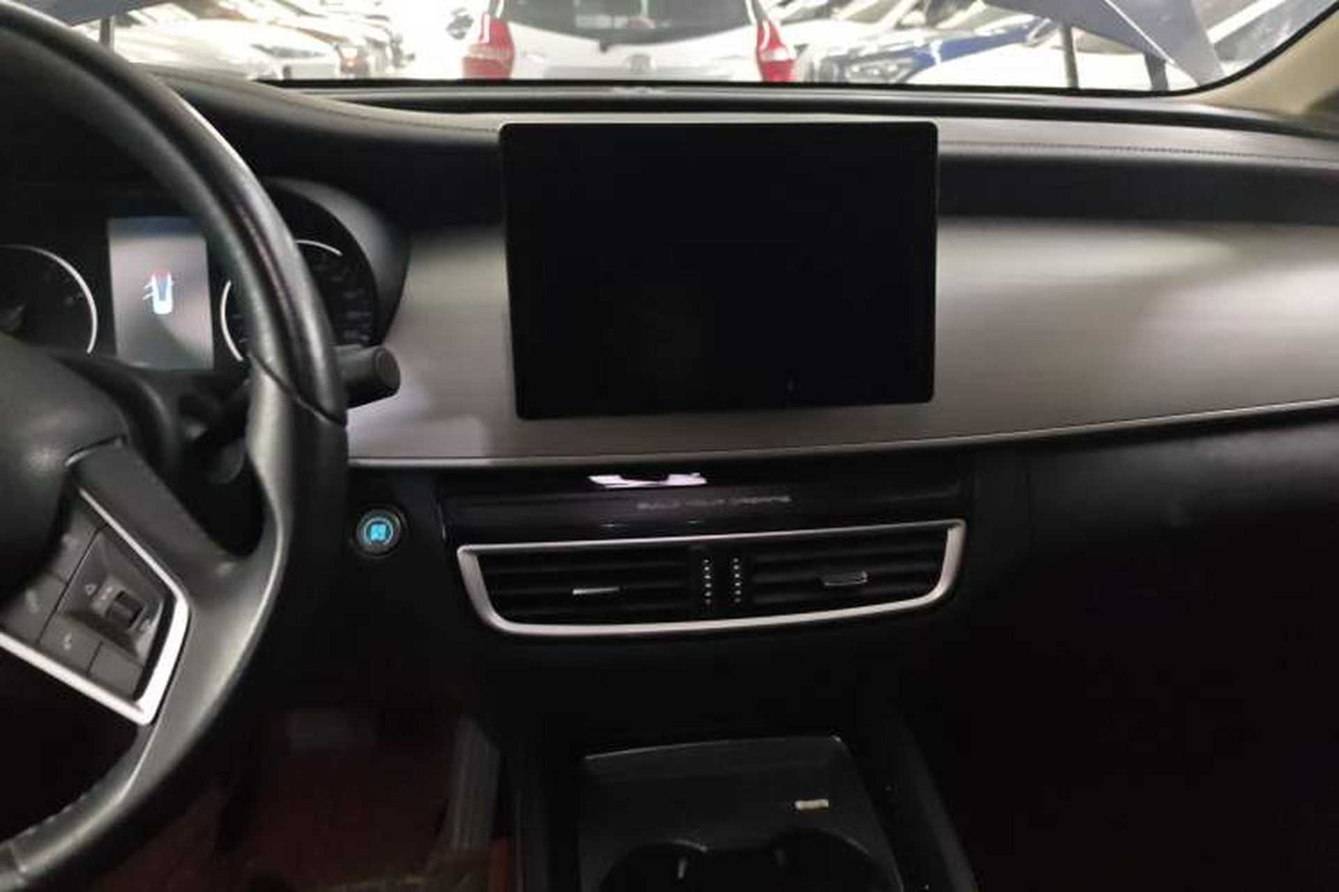 Used BYD Song MAX 2021 Upgraded Model 1.5T Automatic Luxury 7-Seater Audio And AC Panel