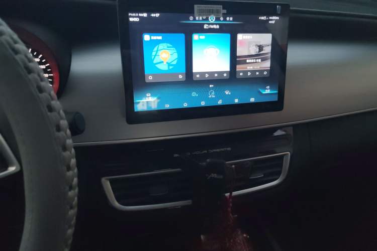 Used BYD Song MAX 2021 Upgraded Model 1.5T Automatic Prestige 7-Seater Audio And AC Panel