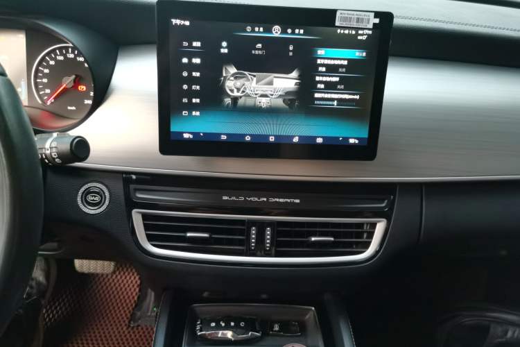 Used BYD Song MAX 2021 Upgraded Model 1.5T Automatic Luxury 7-Seater Audio And AC Panel