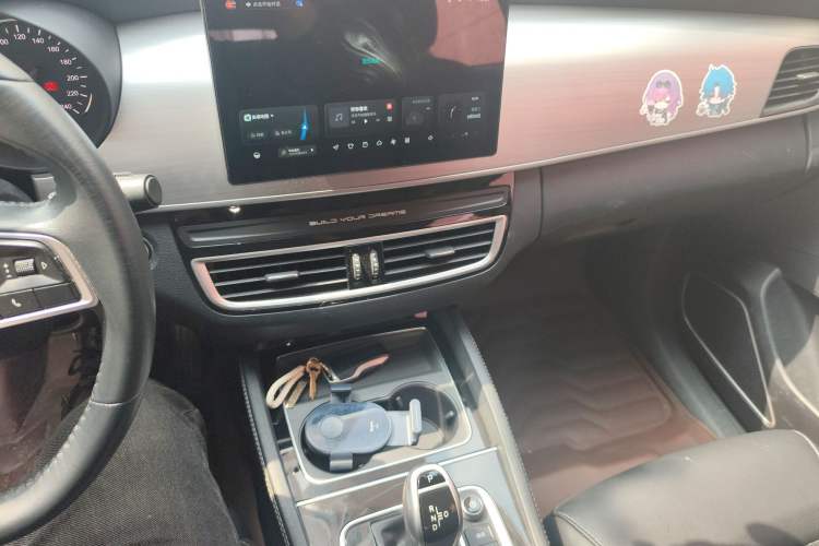 Used BYD Song MAX 2021 Upgraded Model 1.5T Automatic Luxury 6-Seater Audio And AC Panel