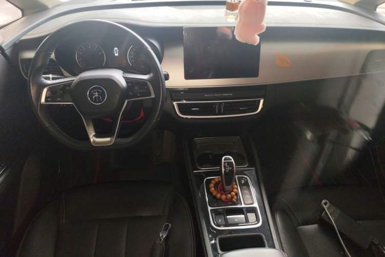 Used BYD Song MAX 2021 Upgraded Model 1.5T Automatic Luxury 7-Seater Center Console