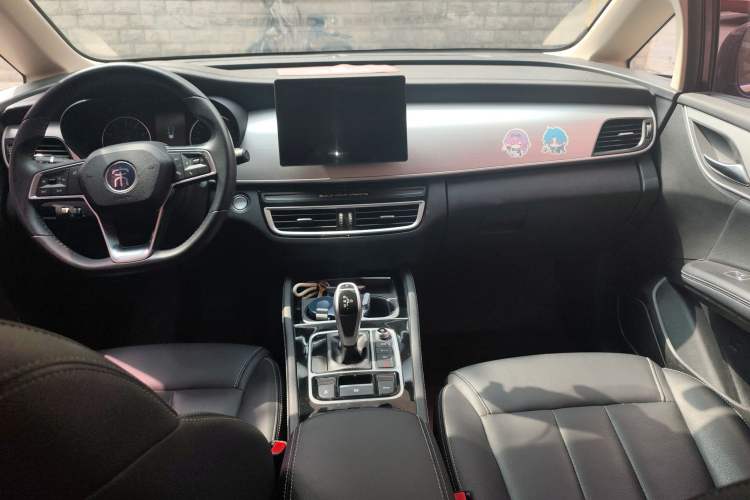 Used BYD Song MAX 2021 Upgraded Model 1.5T Automatic Luxury 6-Seater Center Console