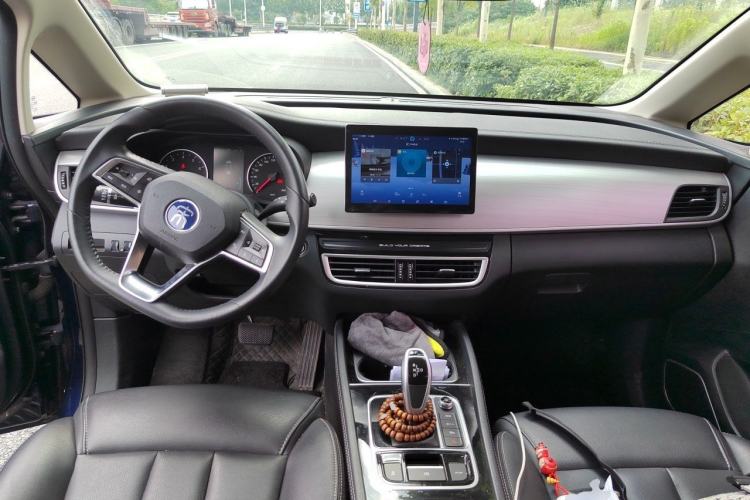 Used BYD Song MAX 2021 Upgraded Model 1.5T Automatic Prestige 6-Seater Center Console