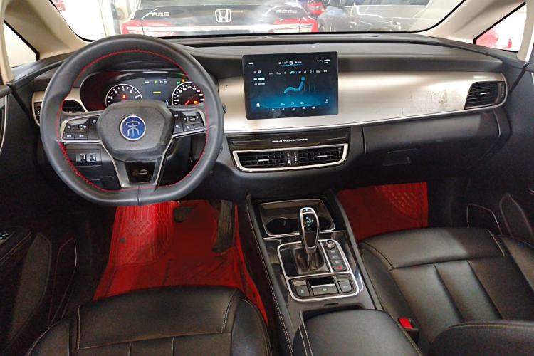 Used BYD Song MAX 2021 Upgraded Model 1.5T Automatic Luxury 7-Seater Center Console