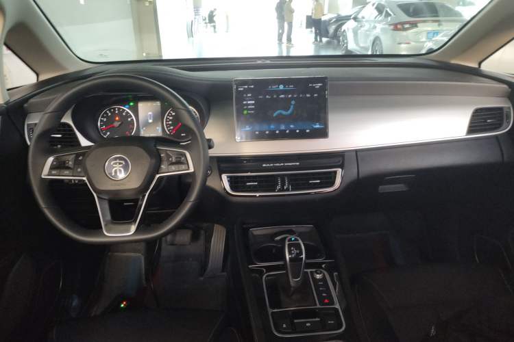 Used BYD Song MAX 2021 Upgraded Model 1.5T Automatic Prestige 7-Seater Center Console