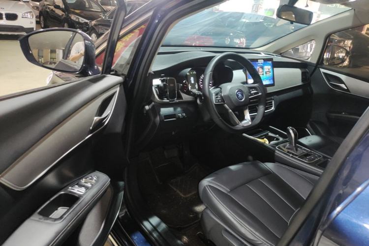 Used BYD Song MAX 2021 Upgraded Model 1.5T Automatic Luxury 7-Seater Driver Seat