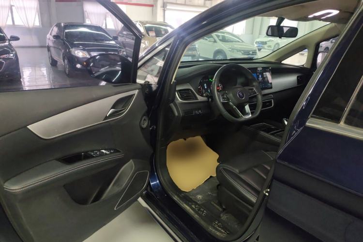Used BYD Song MAX 2021 Upgraded Model 1.5T Automatic Luxury 7-Seater Driver Seat