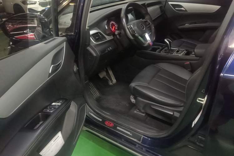 Used BYD Song MAX 2021 Upgraded Model 1.5T Automatic Luxury 7-Seater Driver Seat