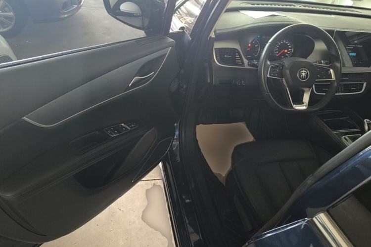 Used BYD Song MAX 2021 Upgraded Model 1.5T Automatic Luxury 6-Seater Driver Seat