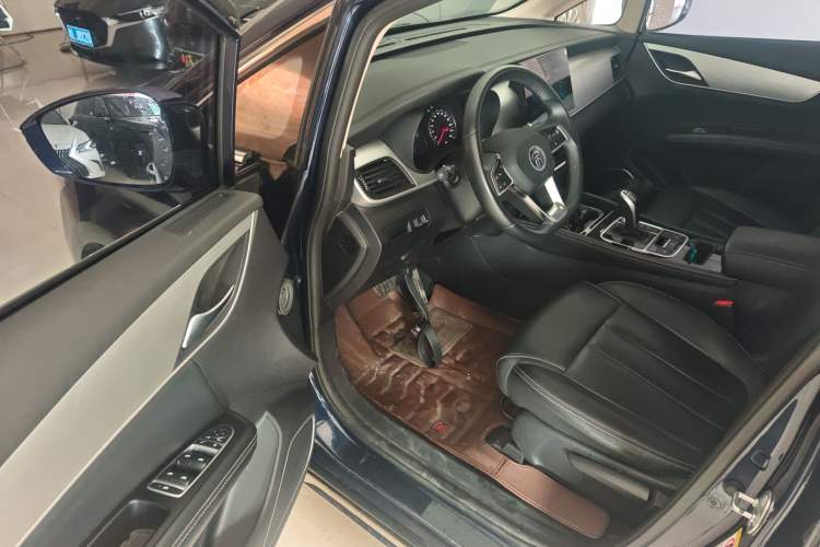 Used BYD Song MAX 2021 Upgraded Model 1.5T Automatic Luxury 7-Seater Driver Seat