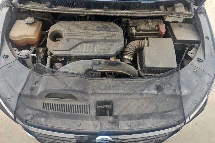 Used BYD Song MAX 2021 Upgraded Model 1.5T Automatic Luxury 7-Seater Engine Bay
