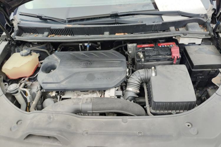 Used BYD Song MAX 2021 Upgraded Model 1.5T Automatic Luxury 7-Seater Engine Bay