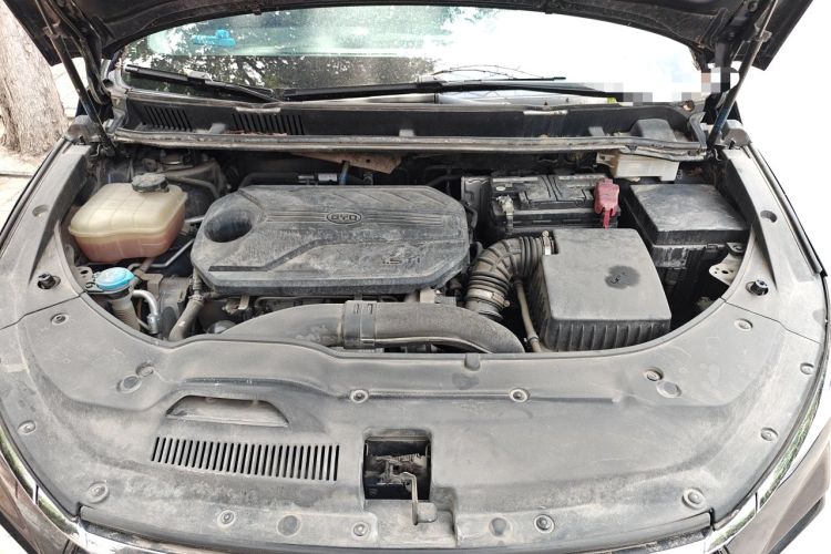 Used BYD Song MAX 2021 Upgraded Model 1.5T Automatic Prestige 7-Seater Engine Bay