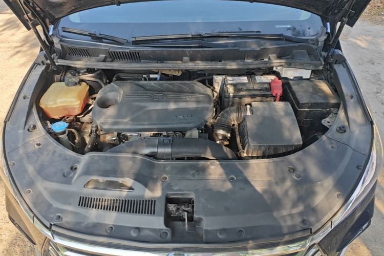Used BYD Song MAX 2021 Upgraded Model 1.5T Automatic Luxury 7-Seater Engine Bay