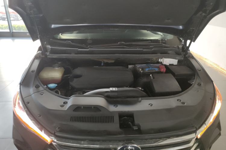Used BYD Song MAX 2021 Upgraded Model 1.5T Automatic Prestige 7-Seater Engine Bay