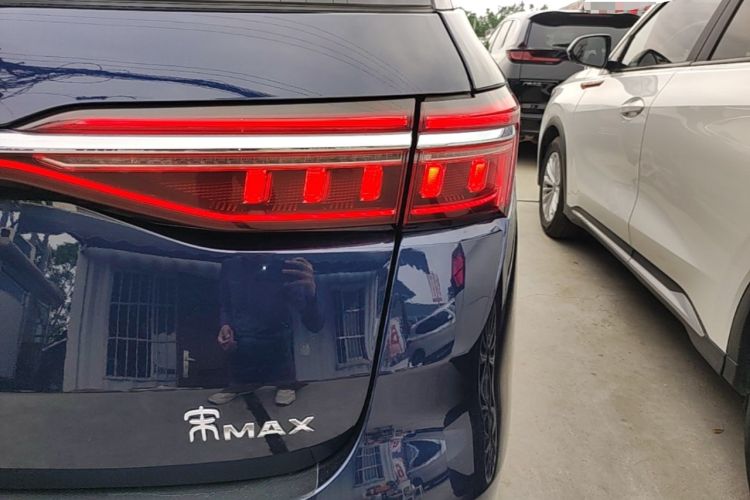 Used BYD Song MAX 2021 Upgraded Model 1.5T Automatic Luxury 7-Seater Exterior 3