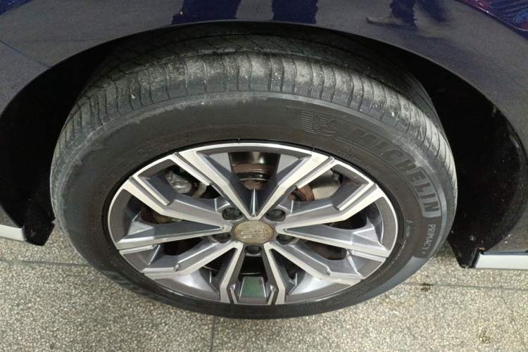 Used BYD Song MAX 2021 Upgraded Model 1.5T Automatic Prestige 6-Seater Exterior 4