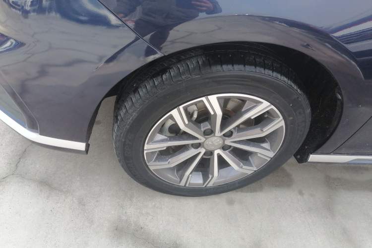 Used BYD Song MAX 2021 Upgraded Model 1.5T Automatic Luxury 7-Seater Exterior 4