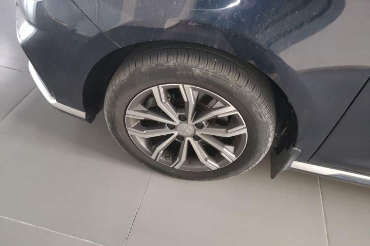 Used BYD Song MAX 2021 Upgraded Model 1.5T Automatic Prestige 7-Seater Exterior 4