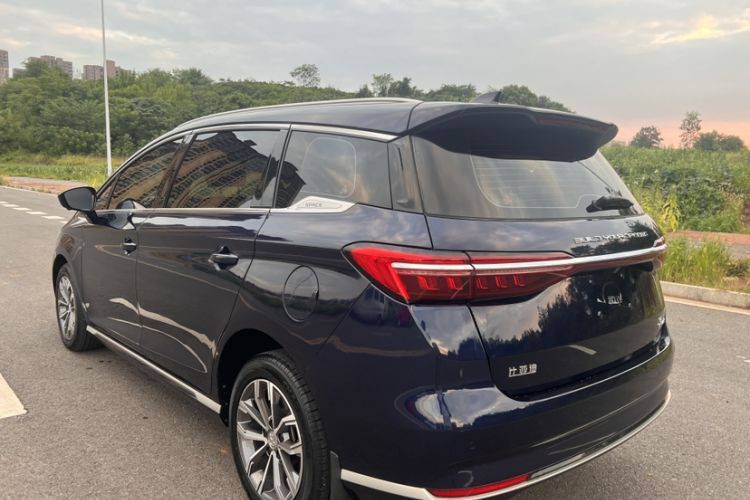 Used BYD Song MAX 2021 Upgraded Model 1.5T Automatic Prestige 6-Seater Exterior 5