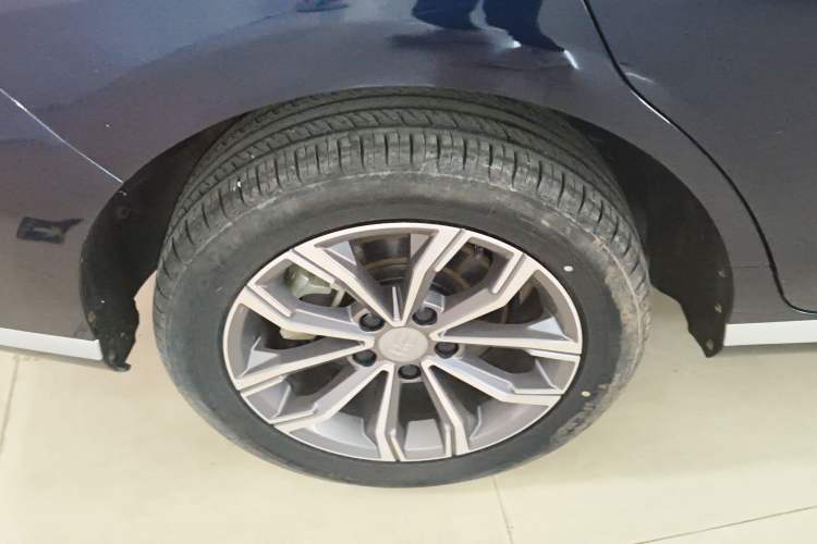 Used BYD Song MAX 2021 Upgraded Model 1.5T Automatic Luxury 6-Seater Exterior 5