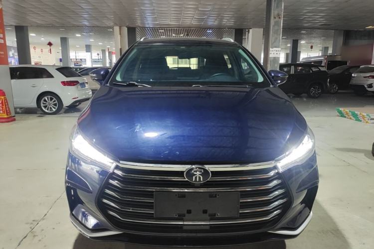 Used BYD Song MAX 2021 Upgraded Model 1.5T Automatic Luxury 7-Seater Front