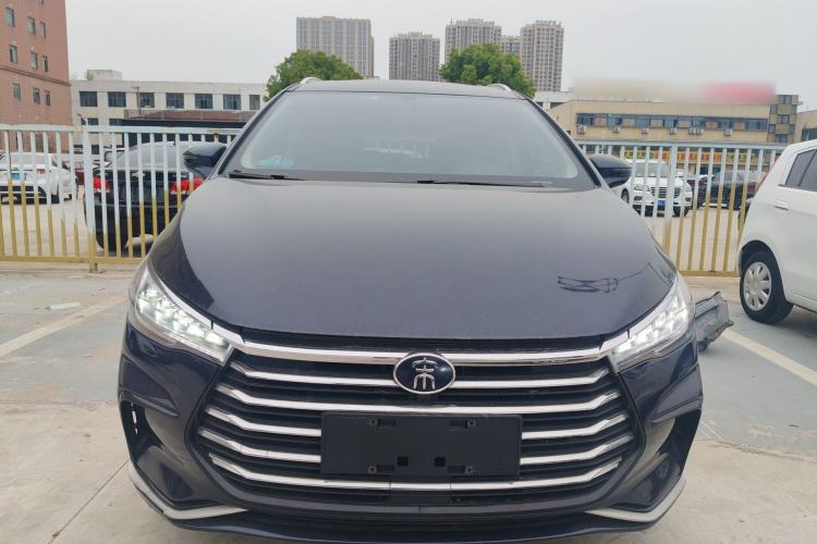 Used BYD Song MAX 2021 Upgraded Model 1.5T Automatic Luxury 6-Seater Front
