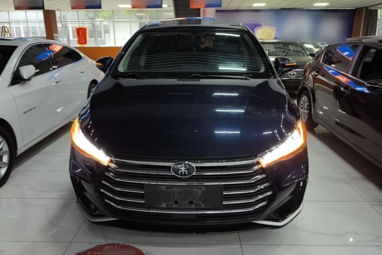 Used BYD Song MAX 2021 Upgraded Model 1.5T Automatic Luxury 6-Seater Front
