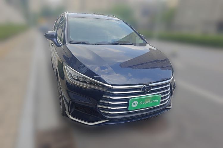Used BYD Song MAX 2021 Upgraded Model 1.5T Automatic Luxury 7-Seater Front Right 45 Deg