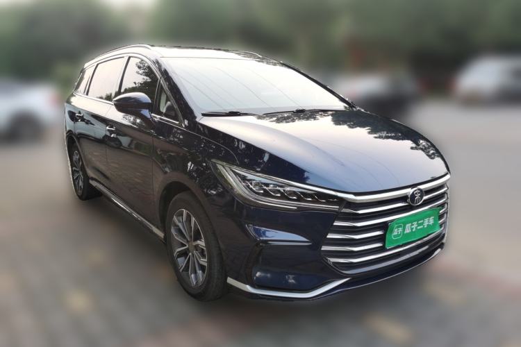 Used BYD Song MAX 2021 Upgraded Model 1.5T Automatic Luxury 7-Seater Front Right 45 Deg