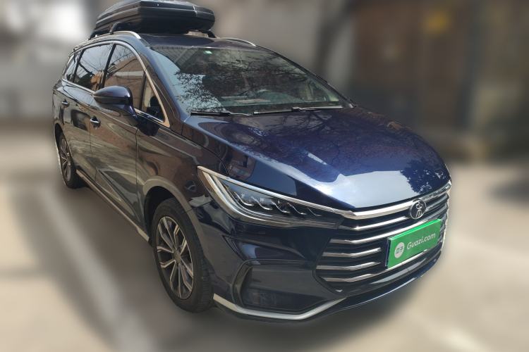 Used BYD Song MAX 2021 Upgraded Model 1.5T Automatic Luxury 6-Seater Front Right 45 Deg
