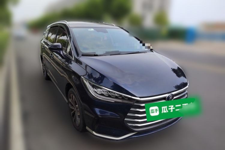 Used BYD Song MAX 2021 Upgraded Model 1.5T Automatic Prestige 6-Seater Front Right 45 Deg