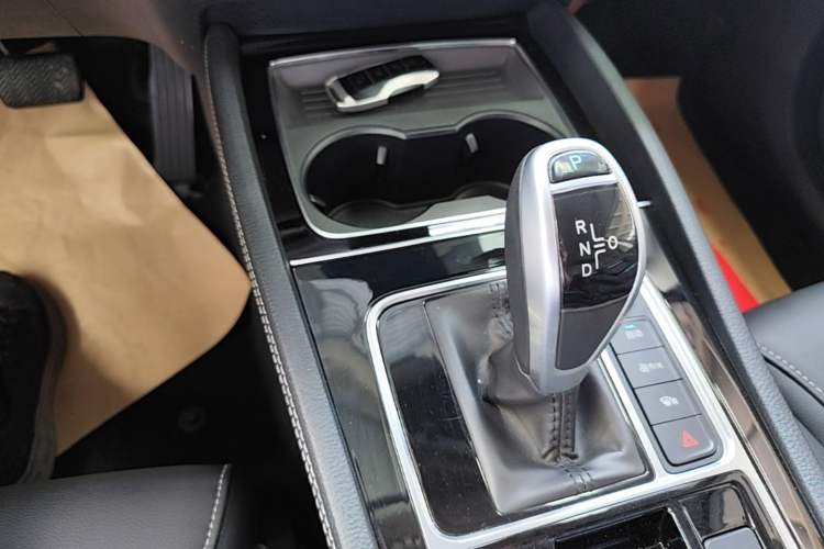 Used BYD Song MAX 2021 Upgraded Model 1.5T Automatic Flagship Version with 6 Seats Gear Lever