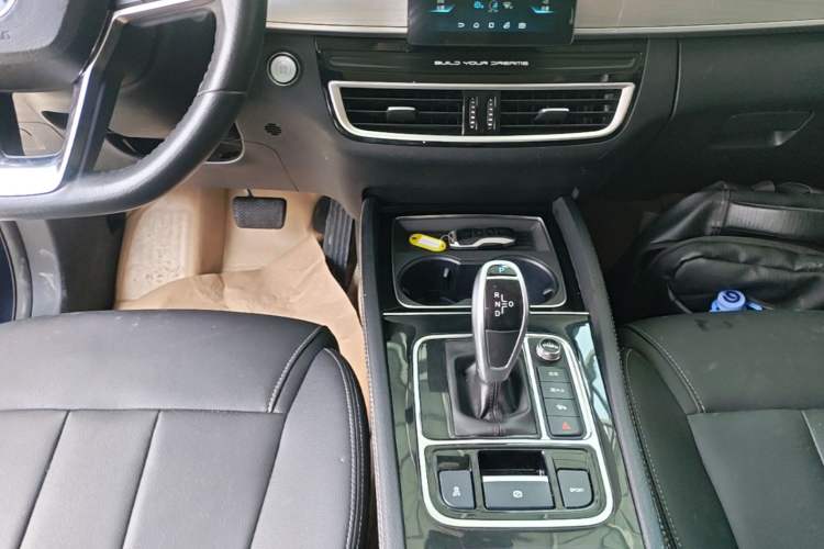 Used BYD Song MAX 2021 Upgraded Model 1.5T Automatic Luxury 6-Seater Gear Lever